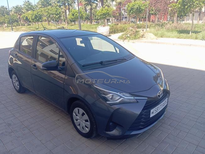   Toyota yaris (1er main)