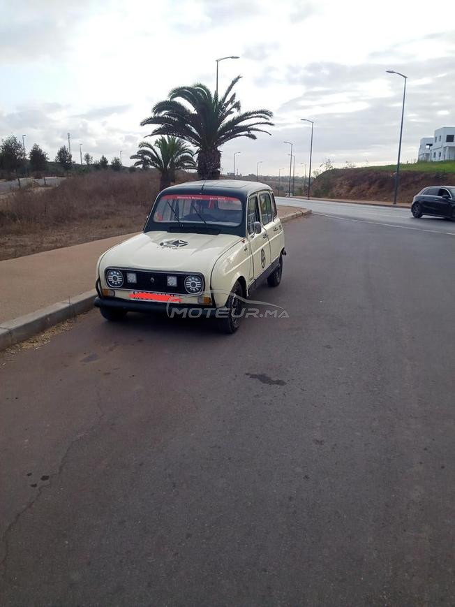 Renault R4 Essence Manuelle 1987 à Skhirat