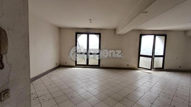REF-IFN 33 - Bureau à vendre à La Gironde - 2