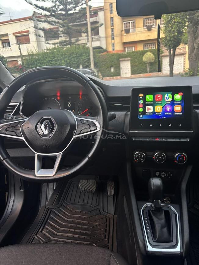 clio 5 2023 automatique essence 