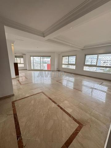 Appart 3 ch vide à louer aux princesses 150 m²