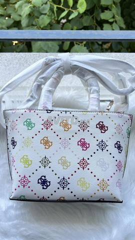 Sac Guess Original Neuf avec étiquette - 2