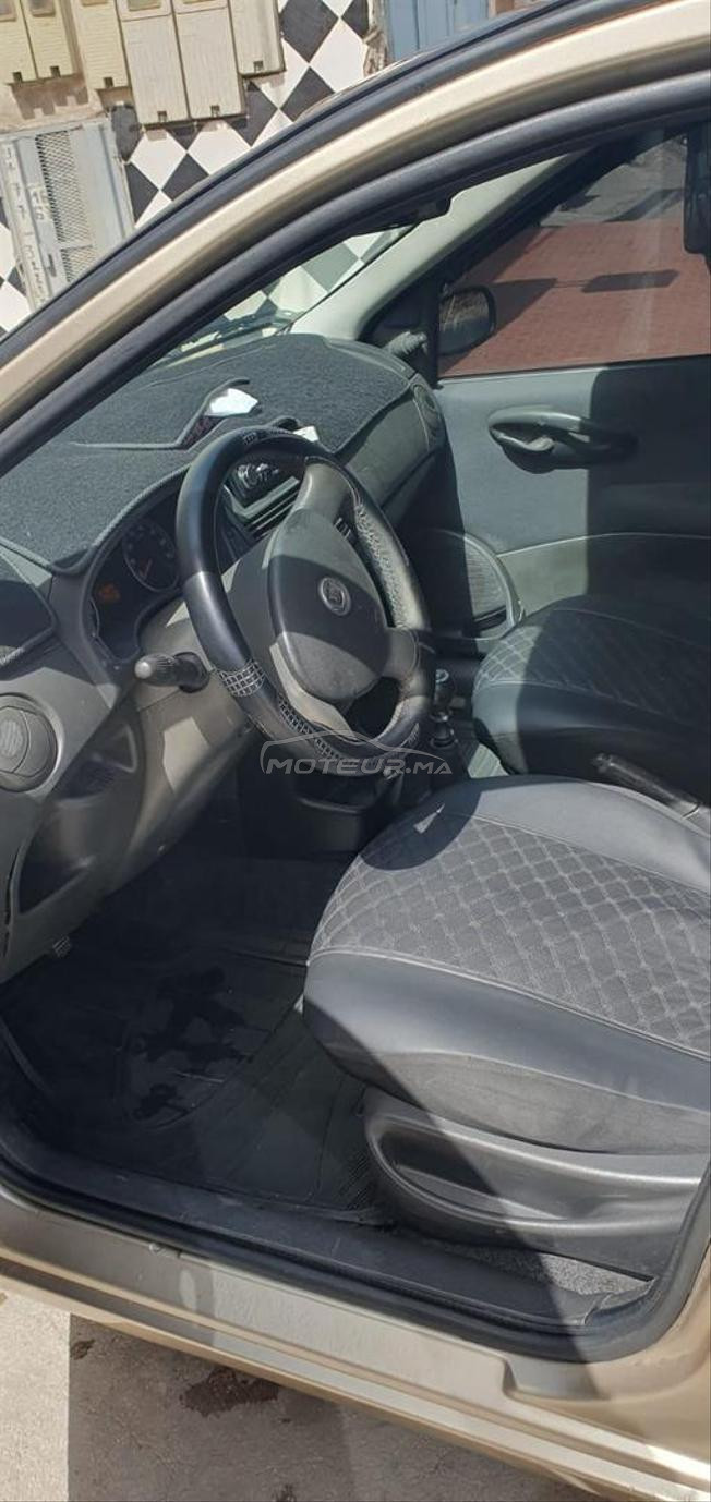 Fiat Punto Essence Manuelle 2013 à Taounate