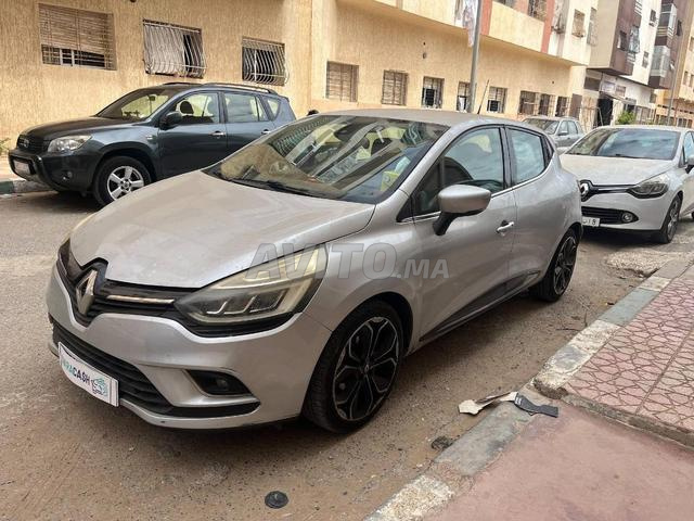 RENAULT CLIO Diesel Manuelle 2017 - 2