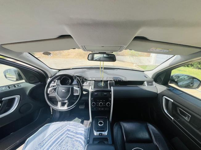 Land rover discovery sport.