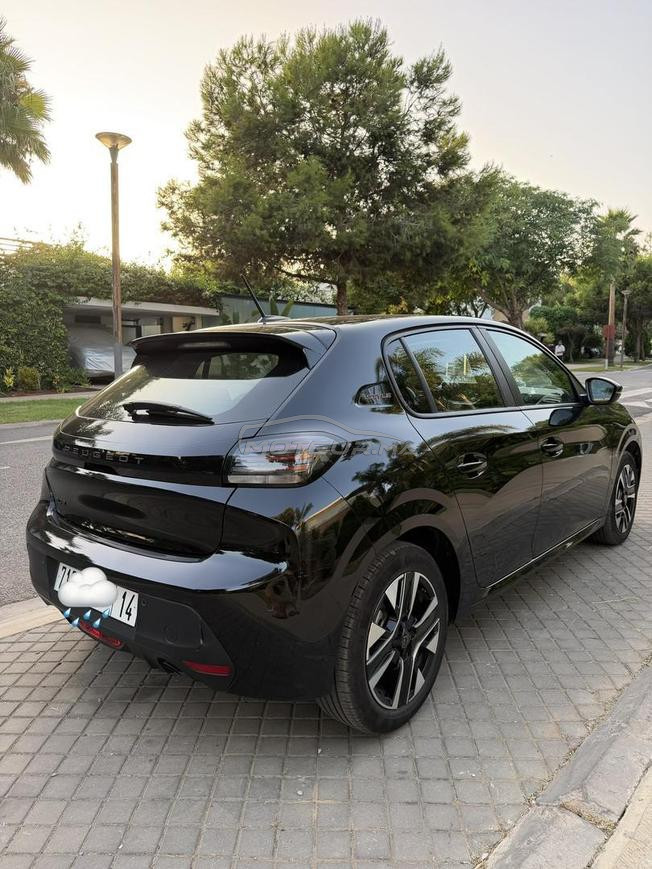 Peugeot 208 Diesel Manuelle 2025 à Casablanca