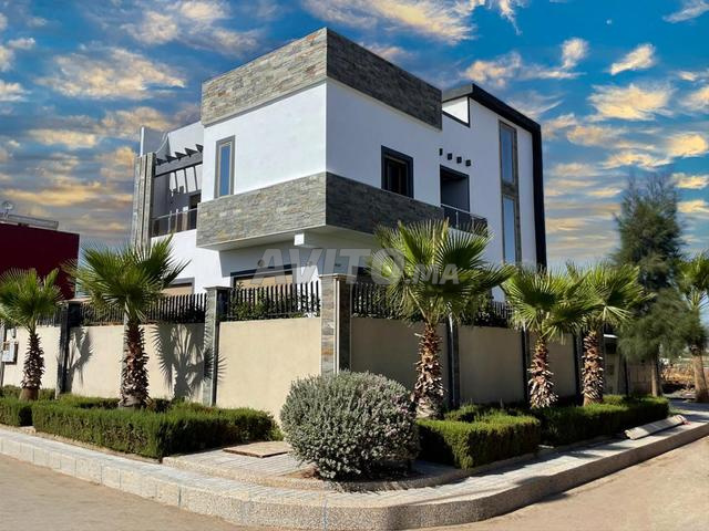 Villa à vendre dans la résidence Anajah – à Berrechid | 214 m² 🏡