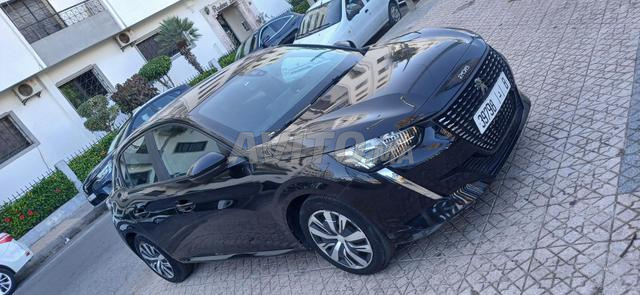 بيجو 208 HDI المالك الأول