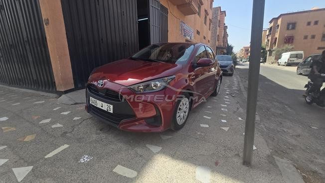 TOYOTA YARIS HYBRIDE 