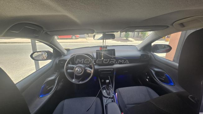 TOYOTA YARIS HYBRIDE 
