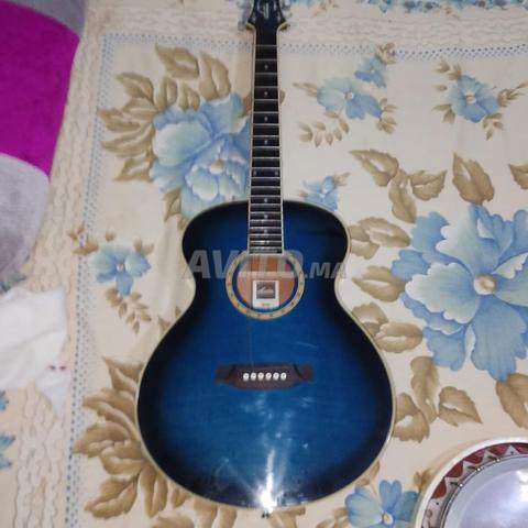 Guitare professionnel neuve - 2