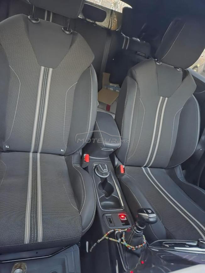 opel corsa 1er main