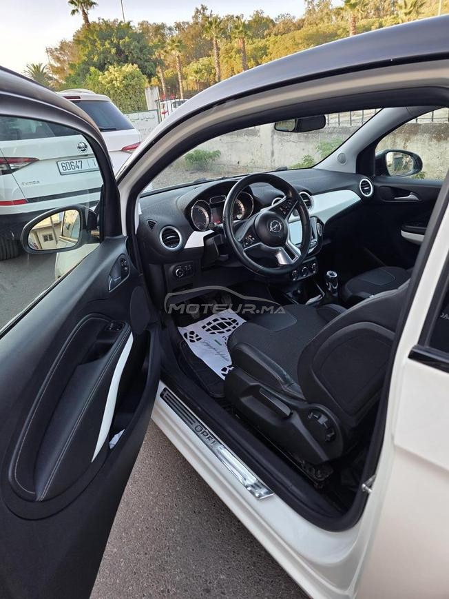 Opel Adam Essence Manuelle 2017 à Temara