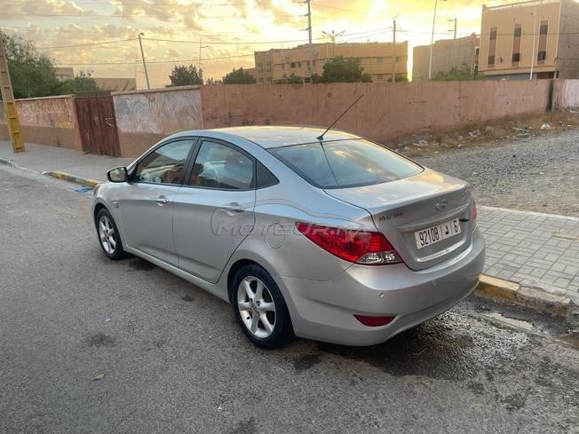 Hyundai accent 2012