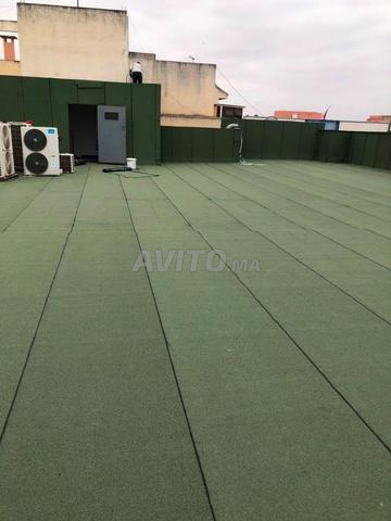 Installation de bitume anti-goutte, humidité et moisissure