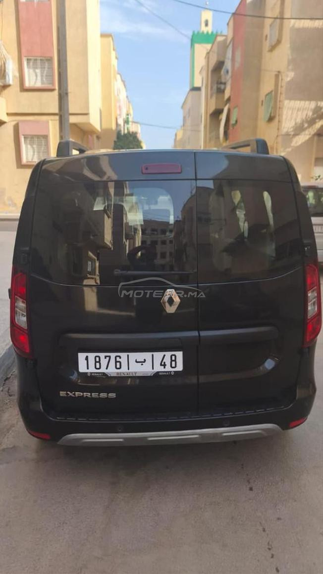 Renault Express Diesel Manuelle 2024 à Fès