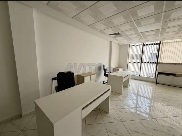 Bureau meublé à vendre - 2