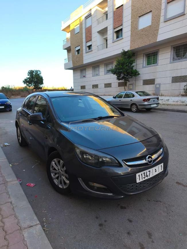 Opel Astra Diesel Manuelle 2015 à Rabat