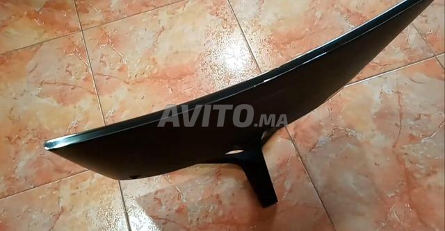 Moniteur Écran SAMSUNG 27″ incurvé Série 3 - 2