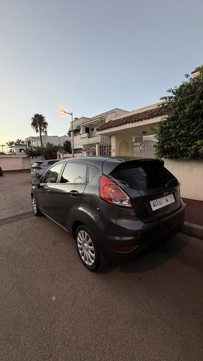 Ford Fiesta 2016 – 1ère main – 64 600 km  