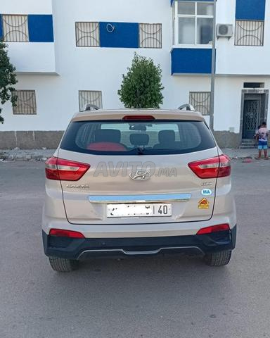 Hyundai Creta beige - 2