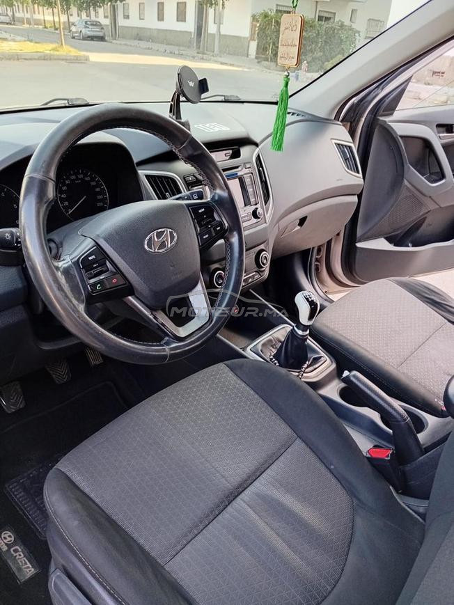Hyundai Creta beige 