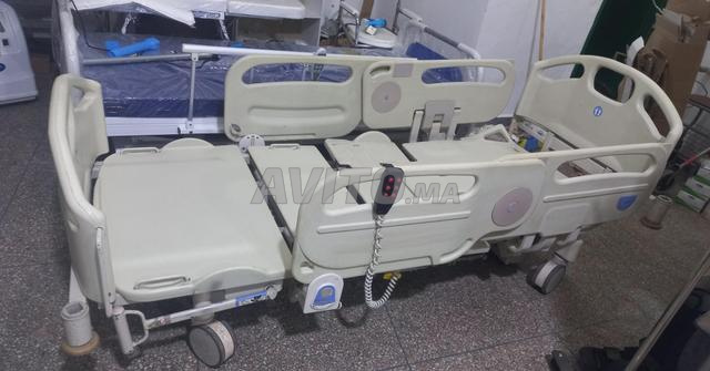 lit médicalisé 3 position/americain matelas gaufré