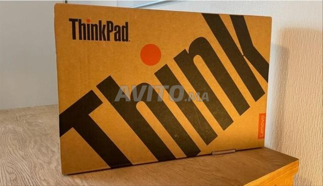 Lenovo Thinkpad Ultra 5 266V jamais Utilisé