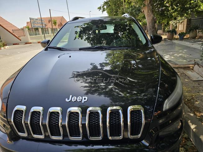 Jeep Cherokee Diesel Manuelle 2015 à Ifrane