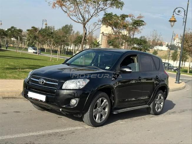 Toyota RAV4 essence automatique 