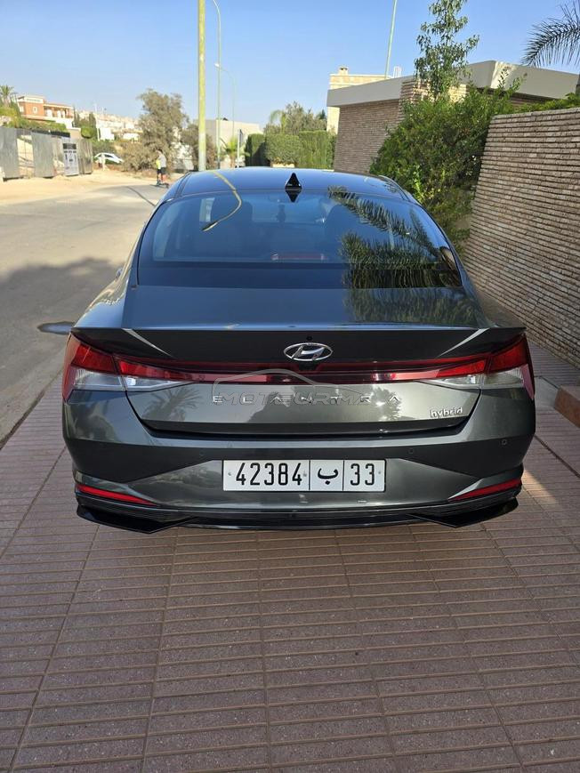 Hyundai Elantra hybride automatique
