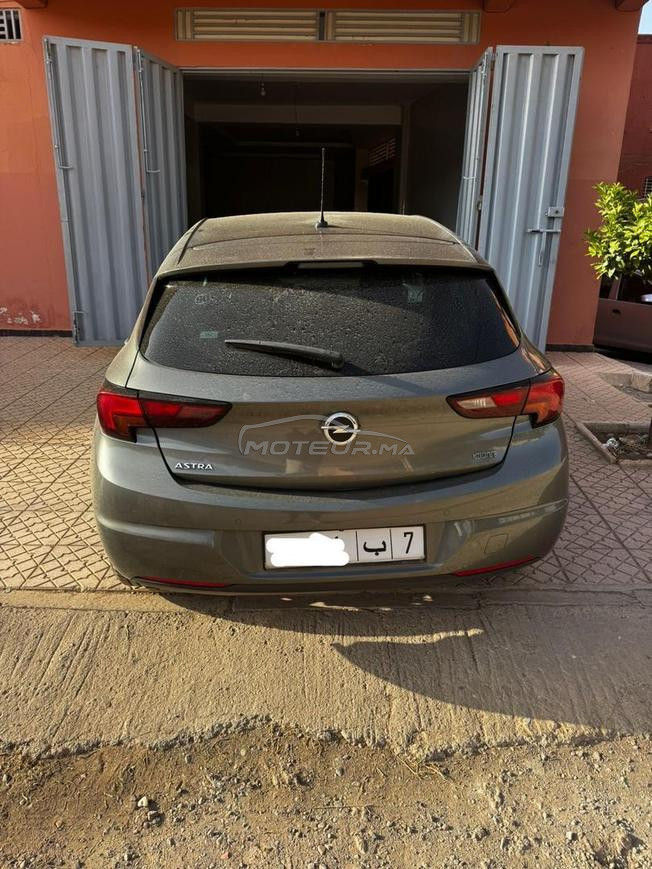 opel astra 