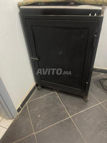 A vendre 1 support plaque bouteille de gaz - 2