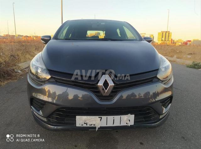 Renault Clio Diesel Manuelle 2020 à Tifelt - 2