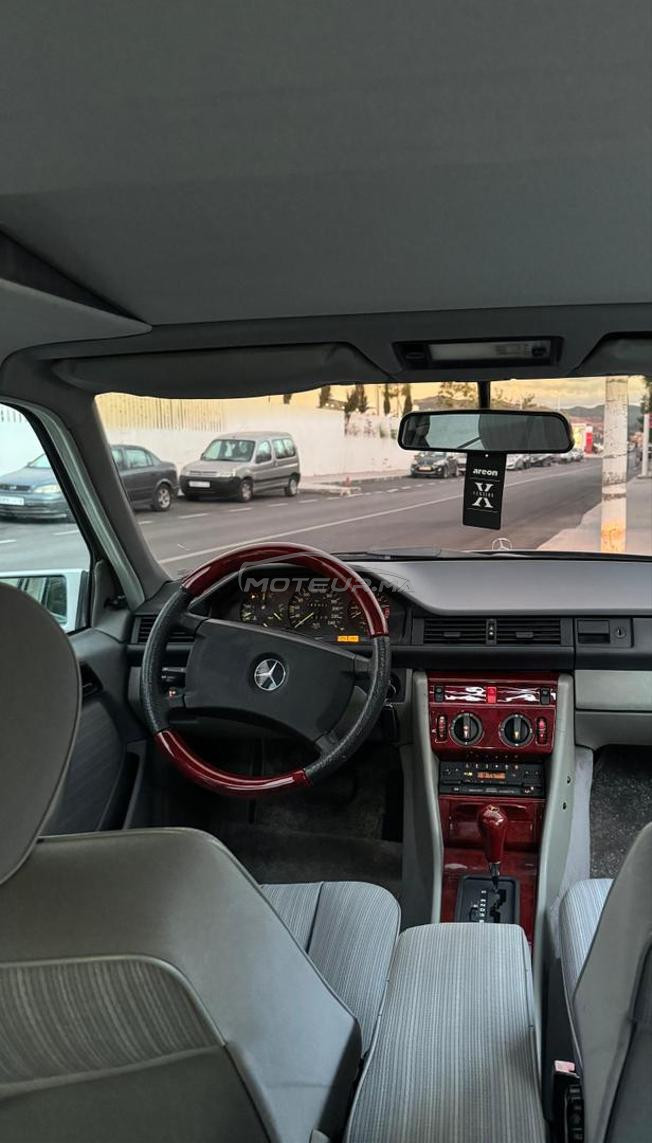 Mercedes E 260 
