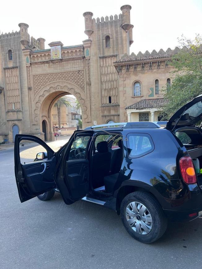 dacia duster en très bon état