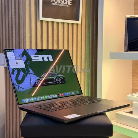 MacBook Pro 16” 2024|M4 PRO|24Go| 512Go (Officiel) - 2