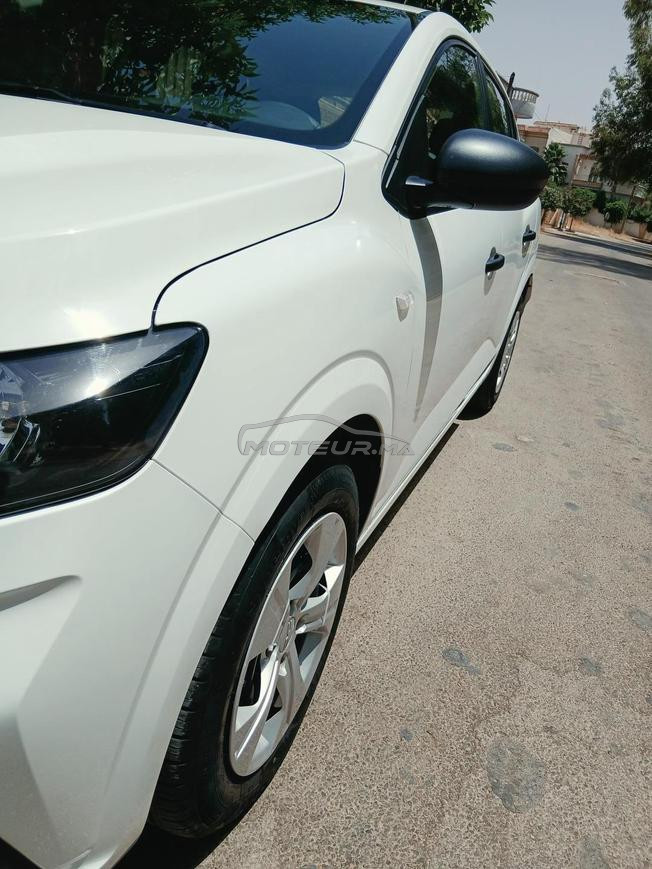 dacia sandero essentiel première main 