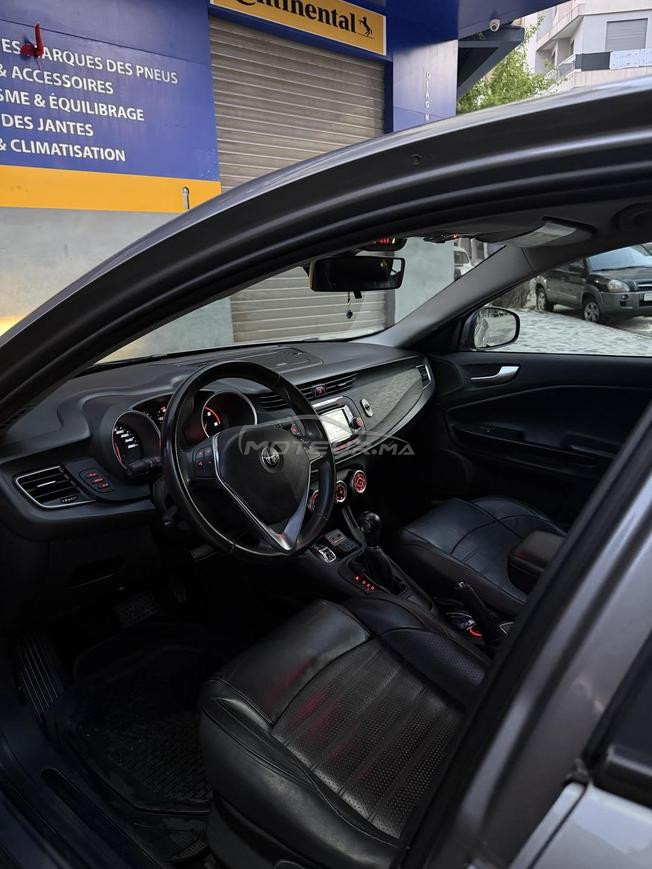 Alfa Romeo giulietta Exellent etat km faible 