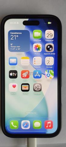 iPhone 16 très bon état 128g - 2