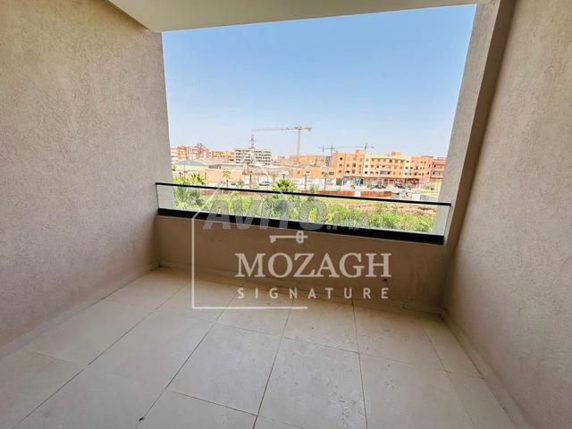 Appartement 3 chambres vide – proche M Avenue - 2