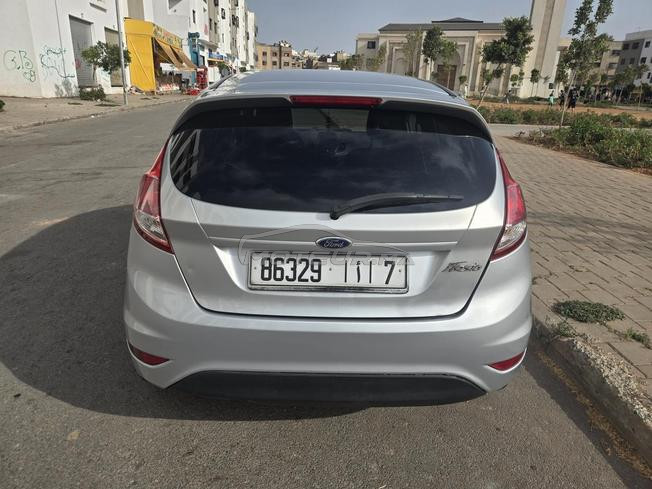 Ford fiesta diesel toutes options 