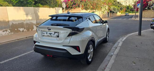 Toyota C-HR Hybride Premiére main 2019 