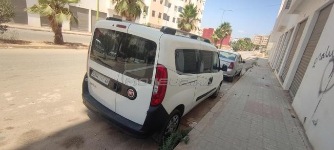 سيارة ممتازة عائلية وللعمل 