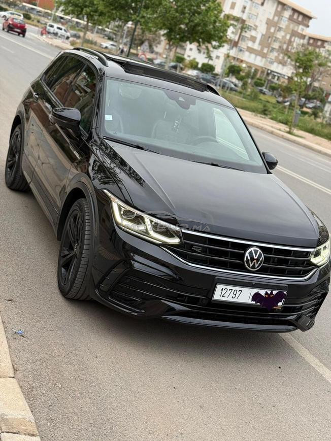 VW Tiguan black r line 