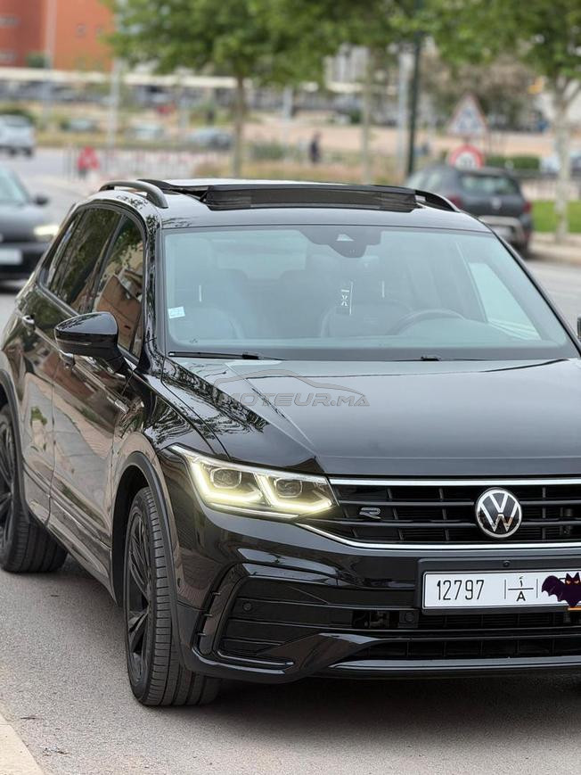 VW Tiguan black r line 