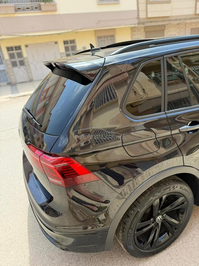 VW Tiguan black r line 