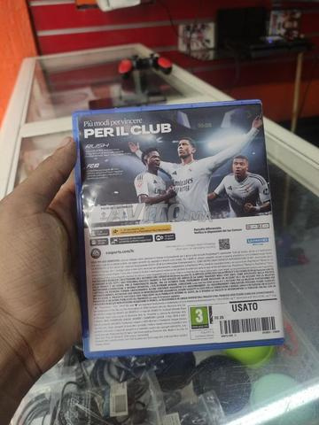 FC 25 (PS5 / PS4) - 2