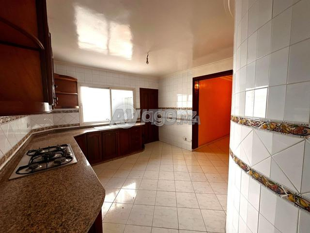 CMN-MA-2329 - Appartement à vendre à Racine - 2