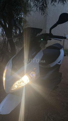 Moto légale ne nécessitant pas de permis - 2